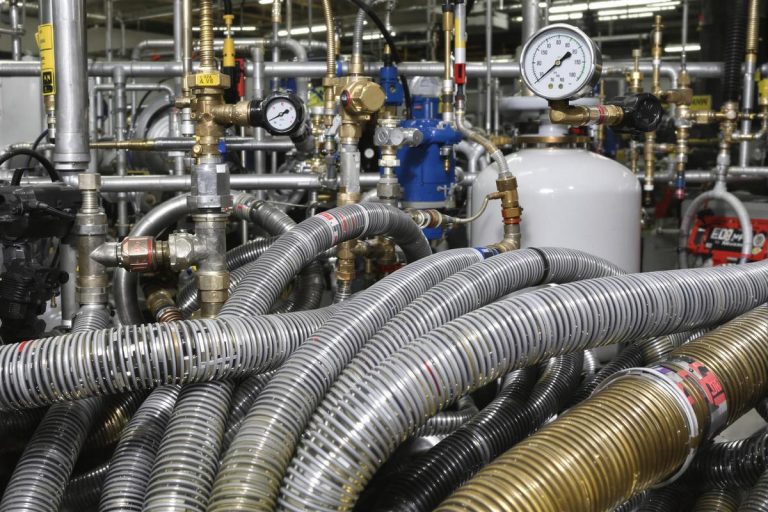 Tuyau gaz propane au mètre : choix et installation clés.jpg